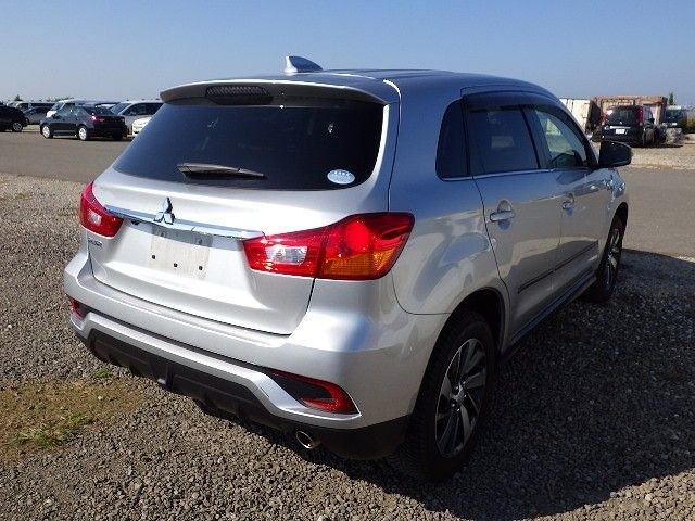 MITSUBISHI RVR 2019/1