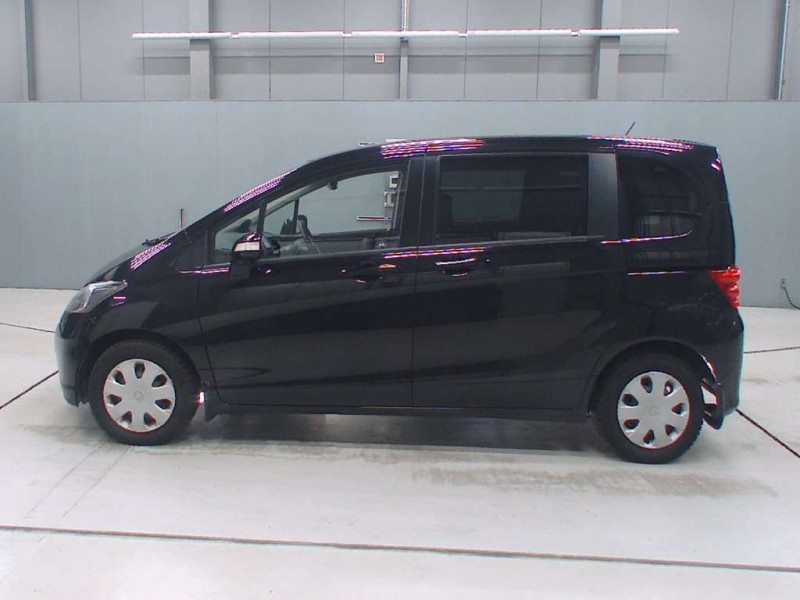 HONDA FREED 2011/1