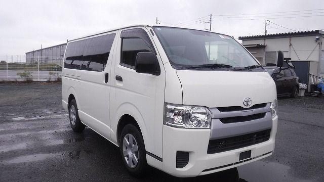 TOYOTA HIACE 2019/9