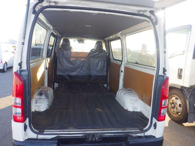 TOYOTA HIACE 2020/10