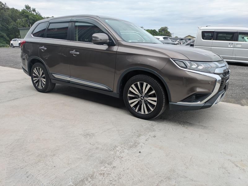 MITSUBISHI OUTLANDER 2019/3