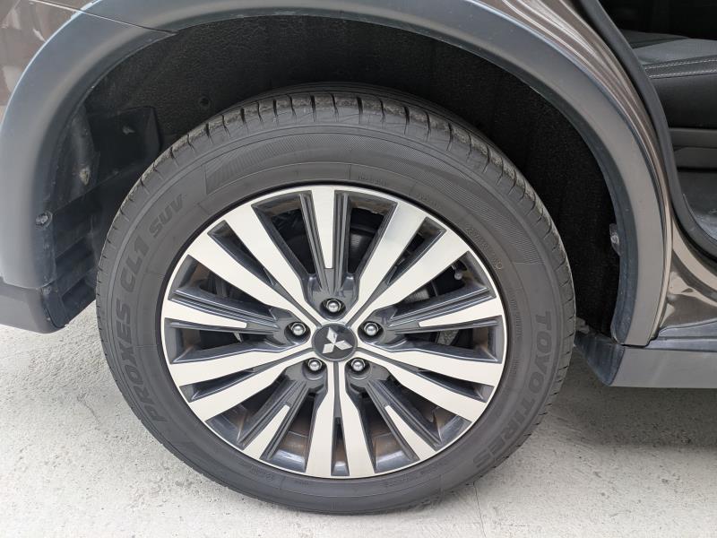 MITSUBISHI OUTLANDER 2019/3