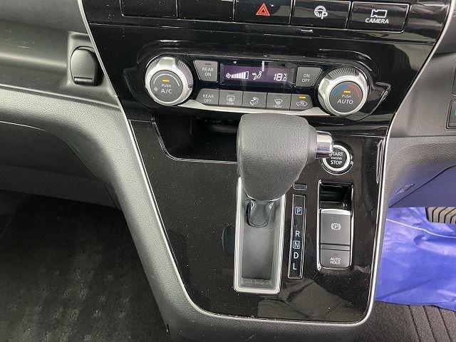 NISSAN SERENA 2020/8