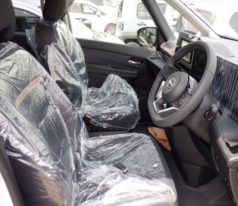NISSAN SERENA 2025/4