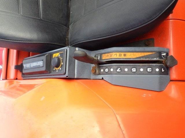 KUBOTA TRACTOR 2025/1