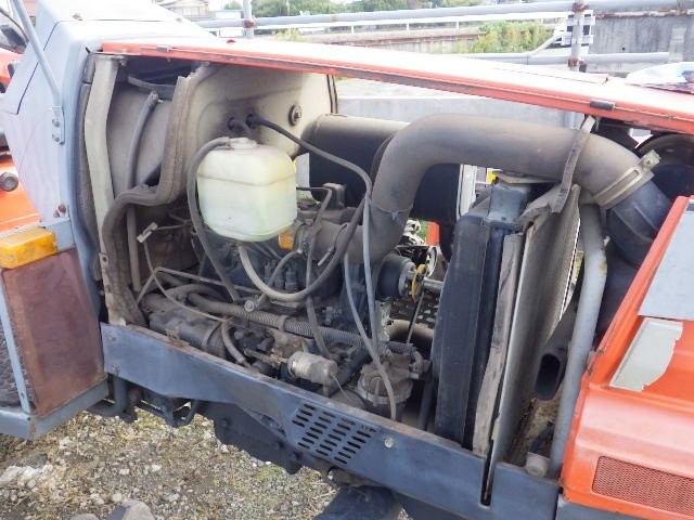 KUBOTA TRACTOR 2025/1