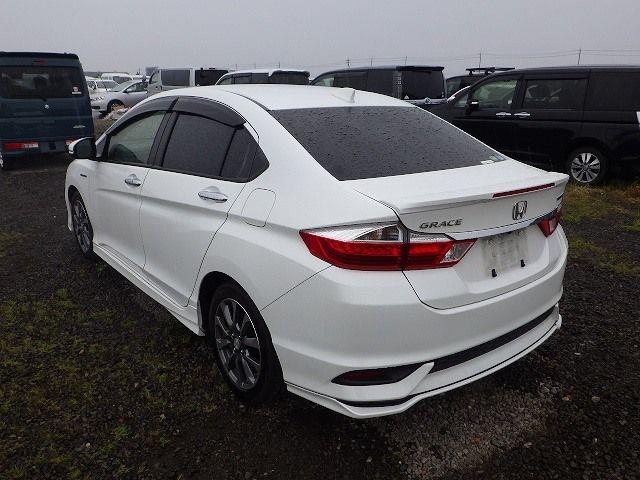 HONDA GRACE 2017/8
