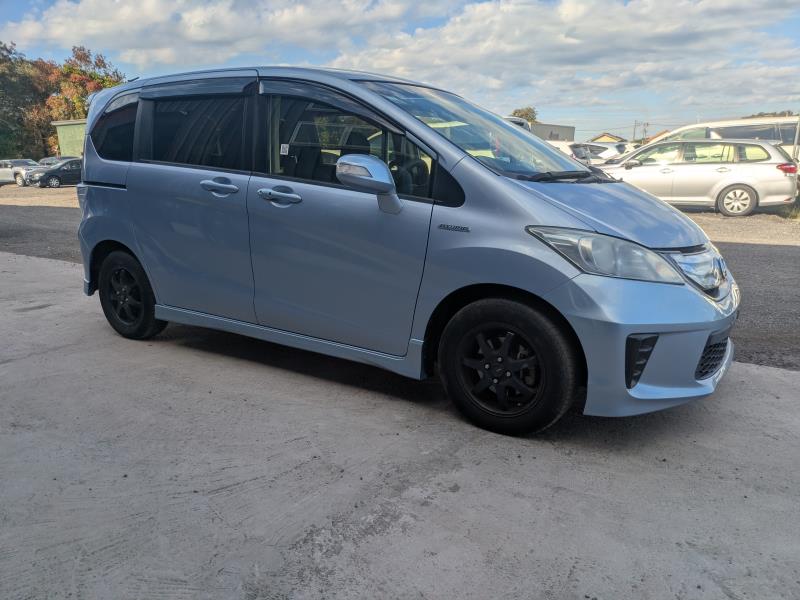 HONDA FREED 2013/12