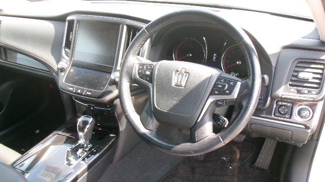 TOYOTA CROWN 2015/1