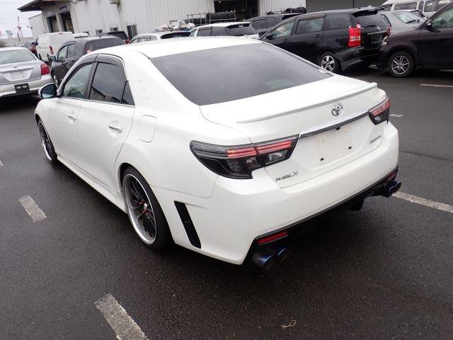 TOYOTA MARK X 2017/12
