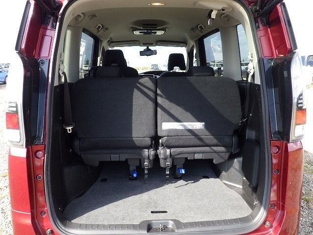 NISSAN SERENA 2019/1