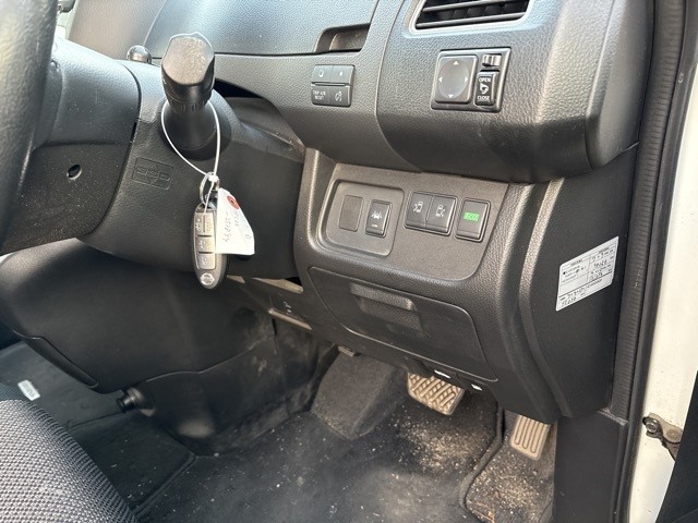 NISSAN SERENA 2014/11