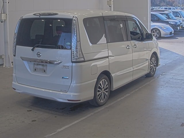 NISSAN SERENA 2014/11