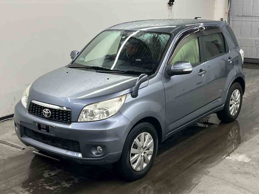 TOYOTA RUSH 2012/7