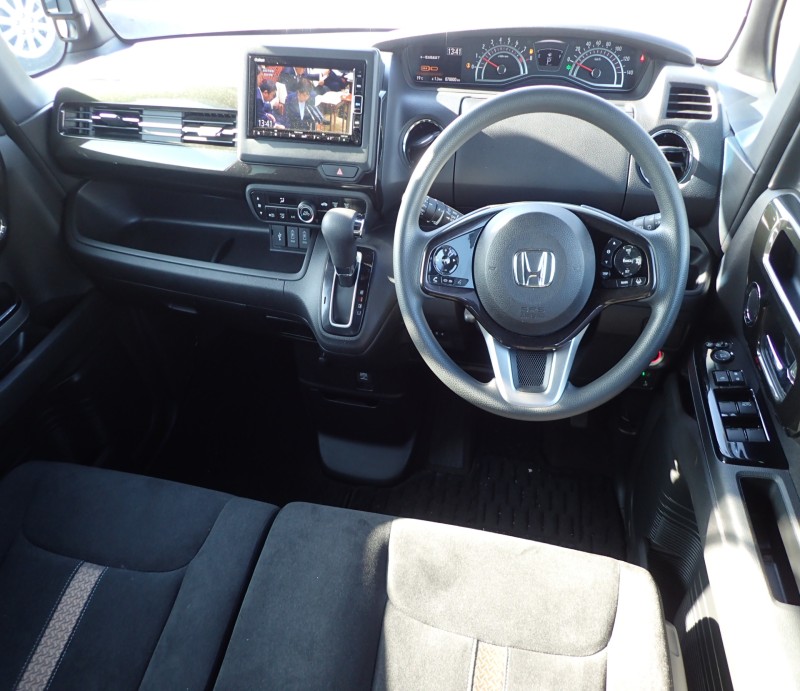 HONDA N BOX CUSTOM 2020/7