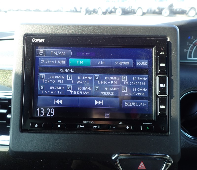 HONDA N BOX CUSTOM 2020/11