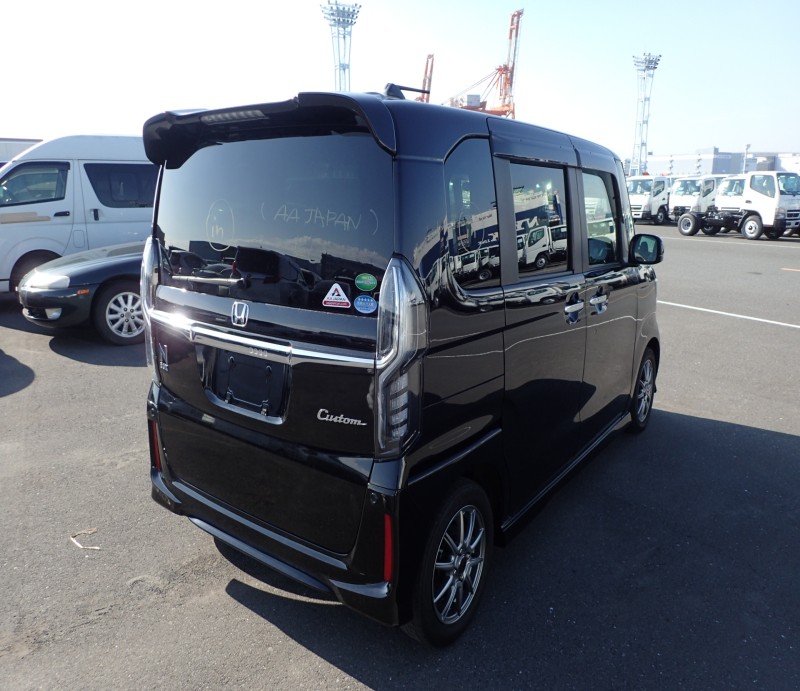 HONDA N BOX CUSTOM 2020/11