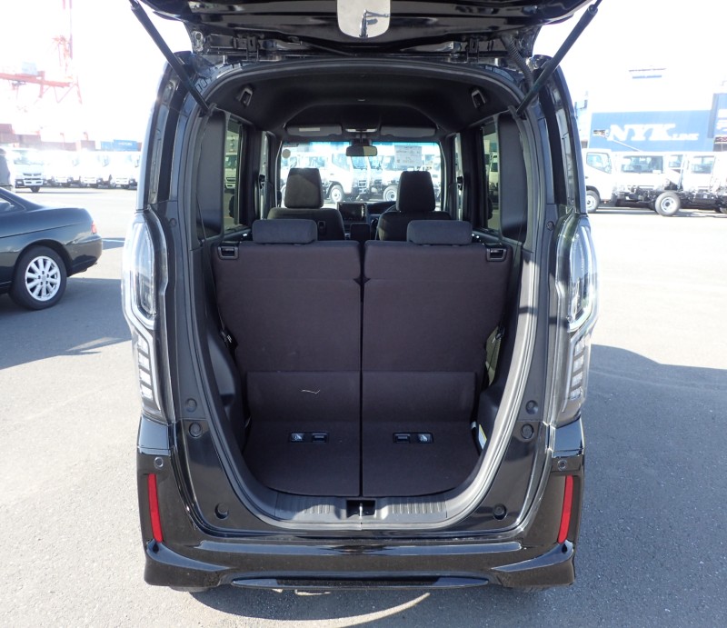 HONDA N BOX CUSTOM 2020/11