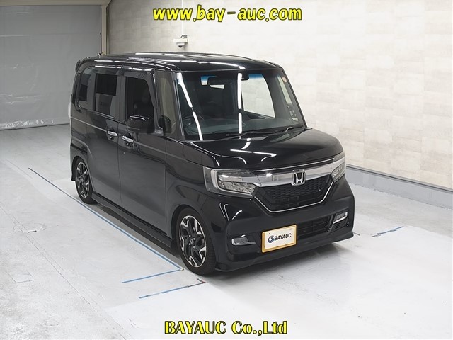 HONDA N BOX CUSTOM 2018/10