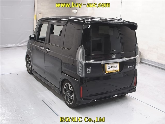 HONDA N BOX CUSTOM 2018/10