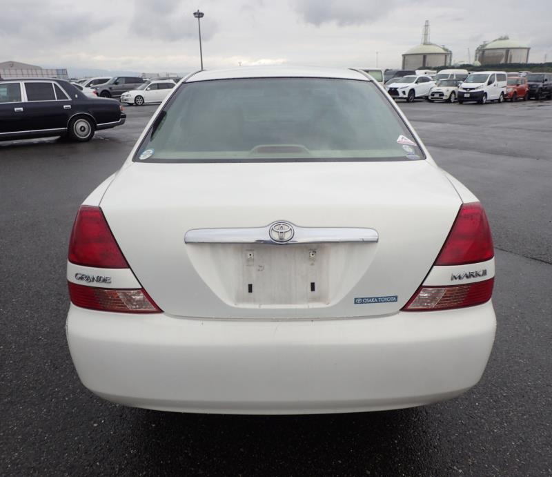 TOYOTA MARK II 2000/11