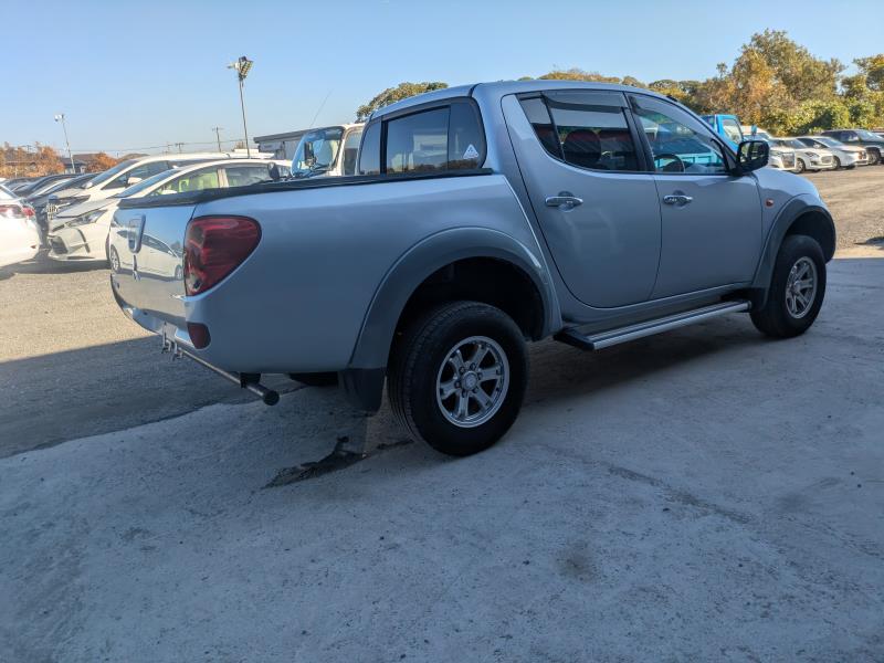 MITSUBISHI TRITON 2009/12