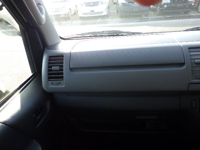 TOYOTA REGIUSACE 2011/11