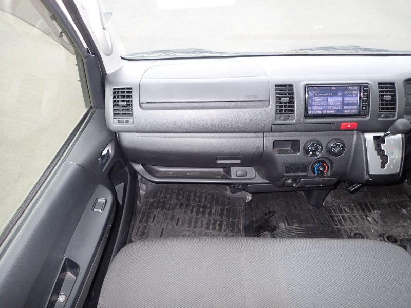 TOYOTA REGIUSACE 2017/12