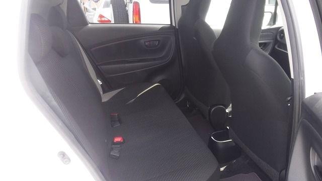 TOYOTA VITZ 2018/6