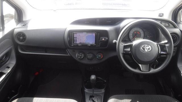 TOYOTA VITZ 2018/6