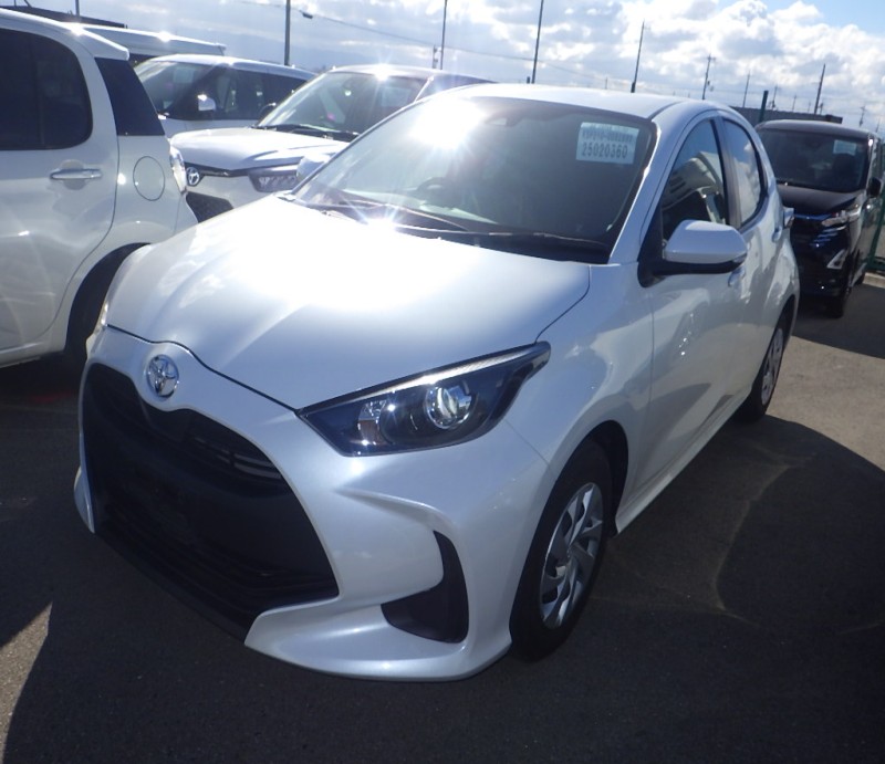 TOYOTA YARIS 2023/4