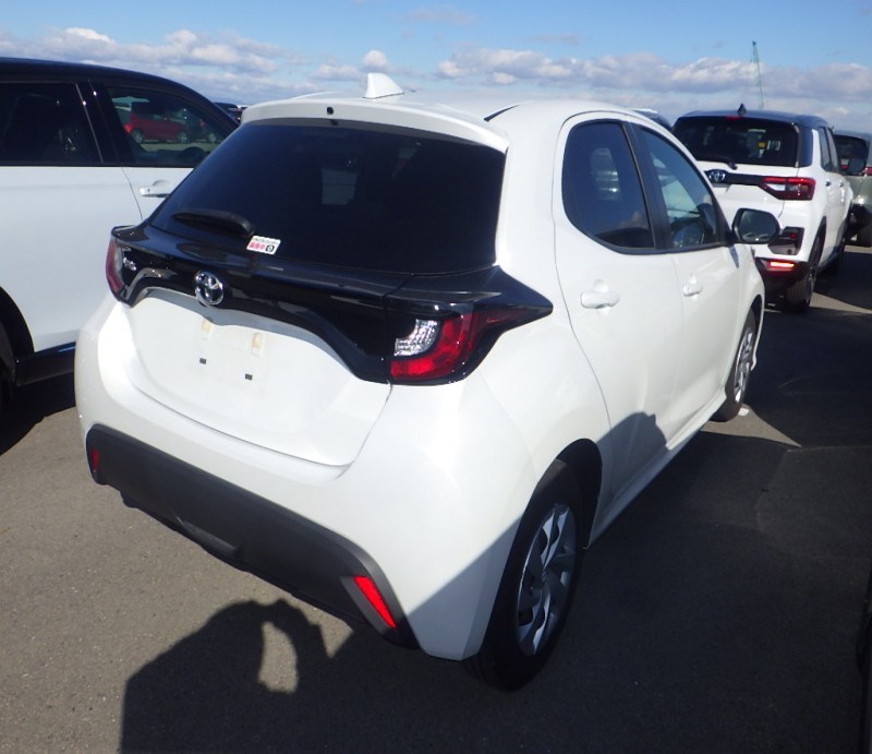 TOYOTA YARIS 2023/4