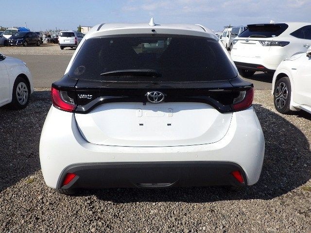 TOYOTA YARIS 2024/6