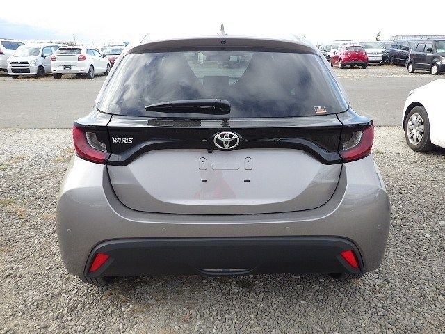 TOYOTA YARIS 2024/7