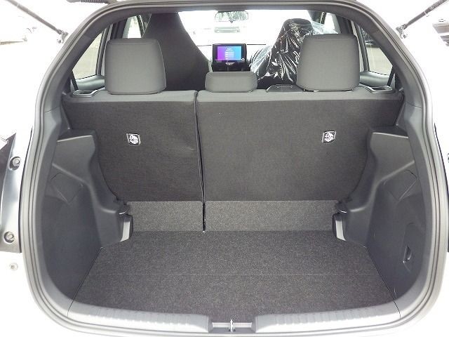 TOYOTA YARIS 2025/11