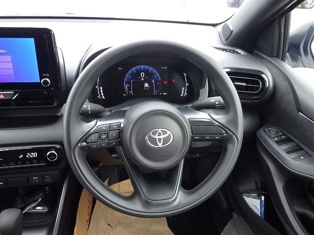 TOYOTA YARIS 2025/11