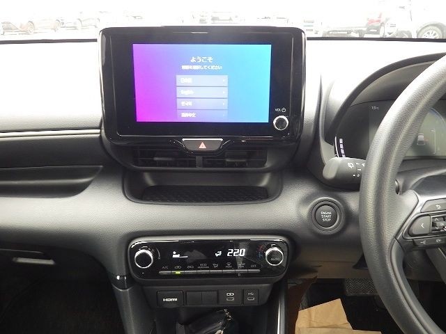 TOYOTA YARIS 2025/11