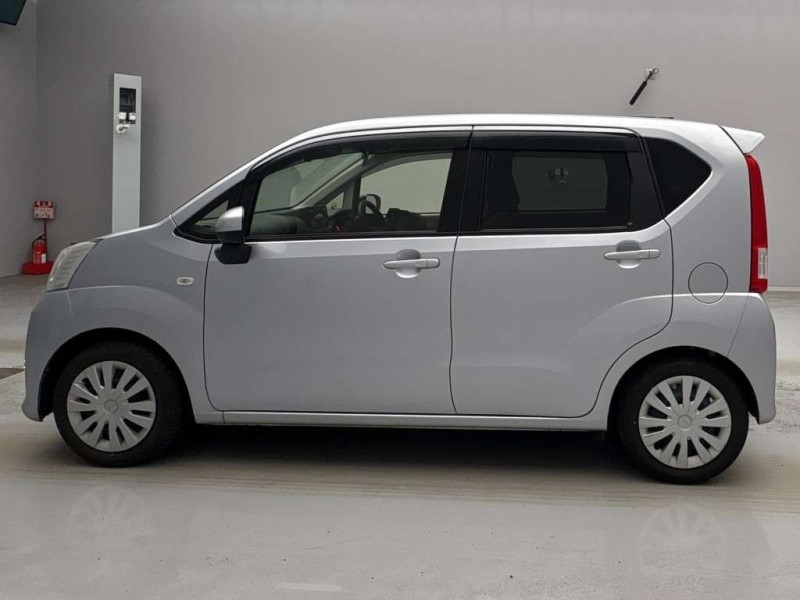 DAIHATSU MOVE 2020/10