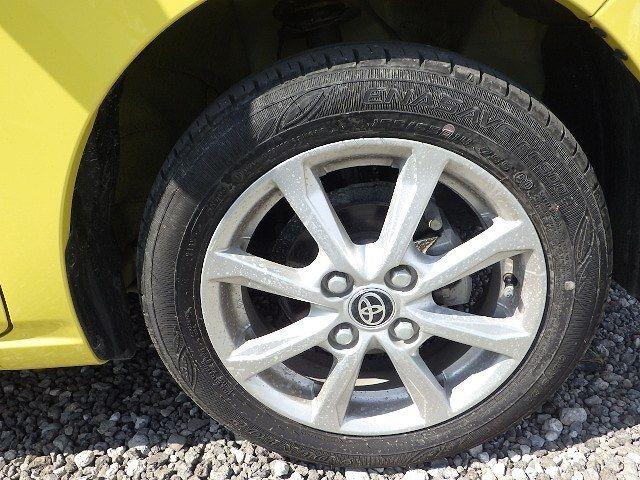 TOYOTA PIXIS EPOCH 2023/8
