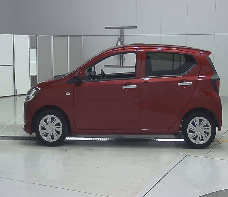 DAIHATSU MIRA E-S 2023/4