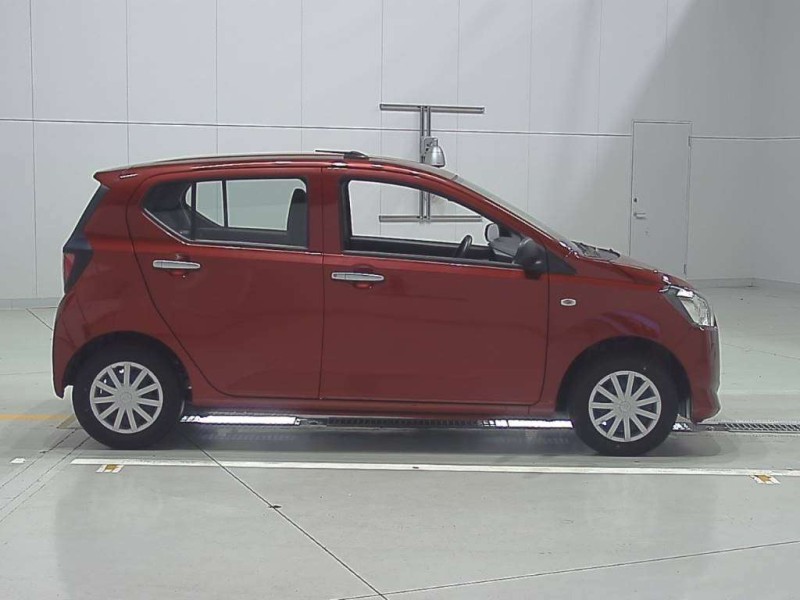 DAIHATSU MIRA E-S 2023/6