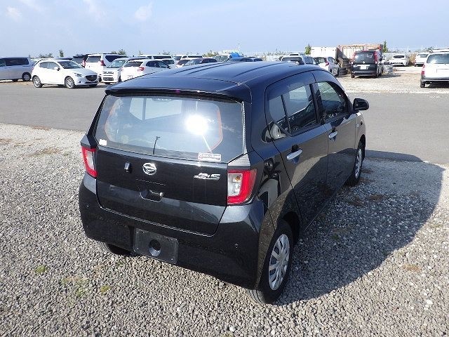DAIHATSU MIRA E:S 2023/8