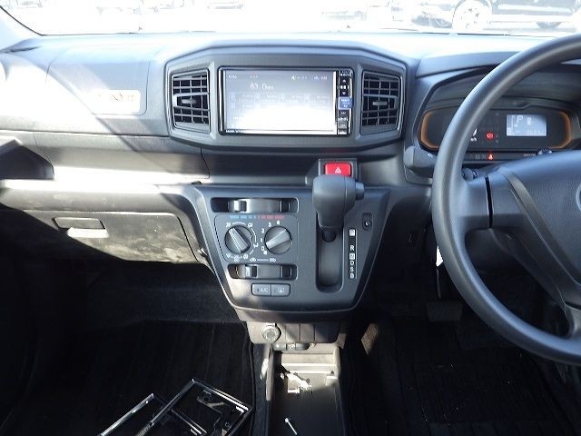 DAIHATSU MIRA E:S 2023/8