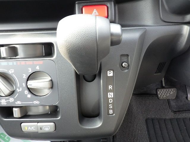 DAIHATSU MIRA E:S 2024/12