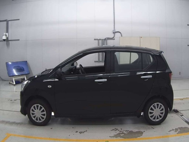 DAIHATSU MIRA E:S 2025/2