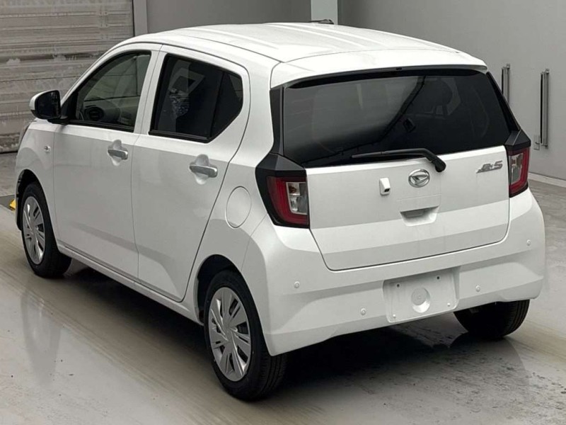 DAIHATSU MIRA E:S 2025/2