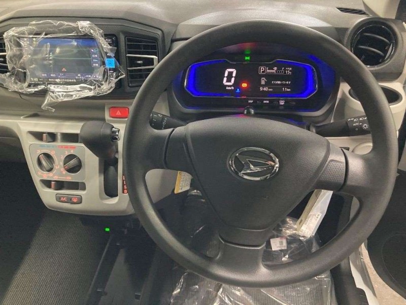 DAIHATSU MIRA E:S 2025/2