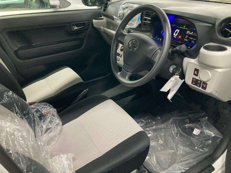 DAIHATSU MIRA E:S 2025/2