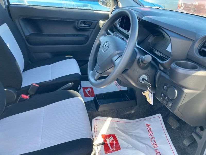 DAIHATSU MIRA E:S 2025/1