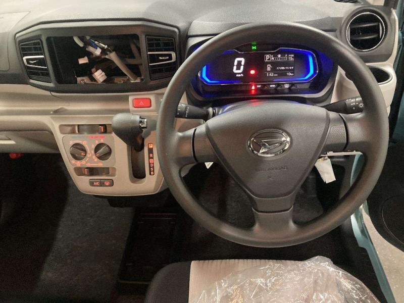 DAIHATSU MIRA E:S 2025/5